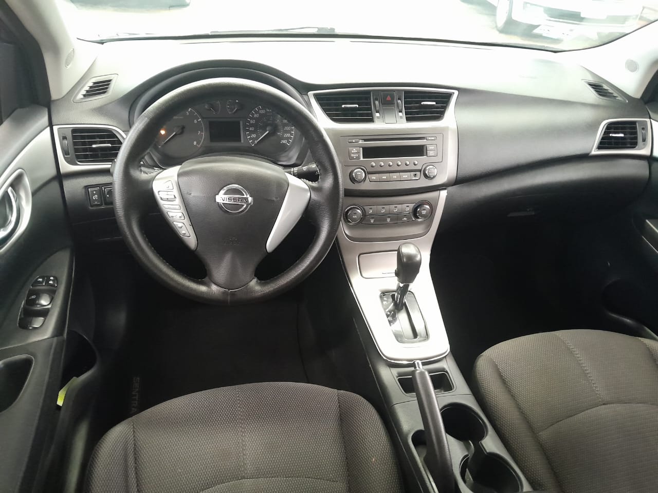 Nissan Sentra 2015
